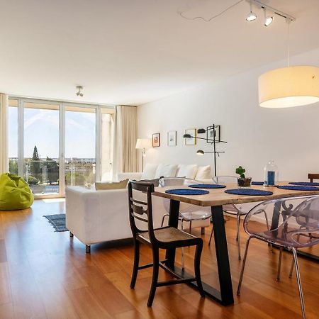 Guestready - Alges Apt With Stunning Rooftop Pool Apartment Luaran gambar