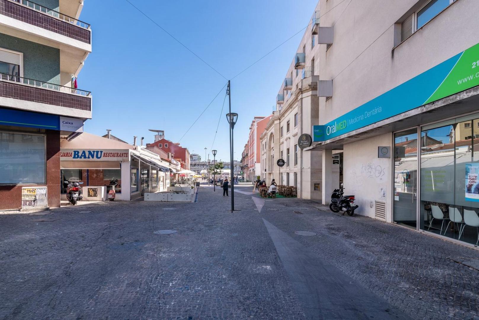 Guestready - Alges Apt With Stunning Rooftop Pool Apartment Luaran gambar
