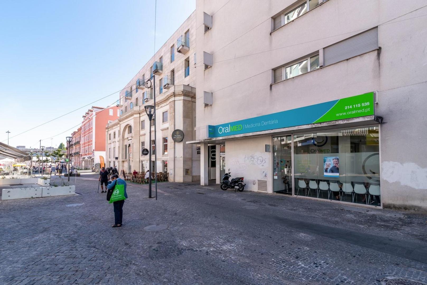 Guestready - Alges Apt With Stunning Rooftop Pool Apartment Luaran gambar